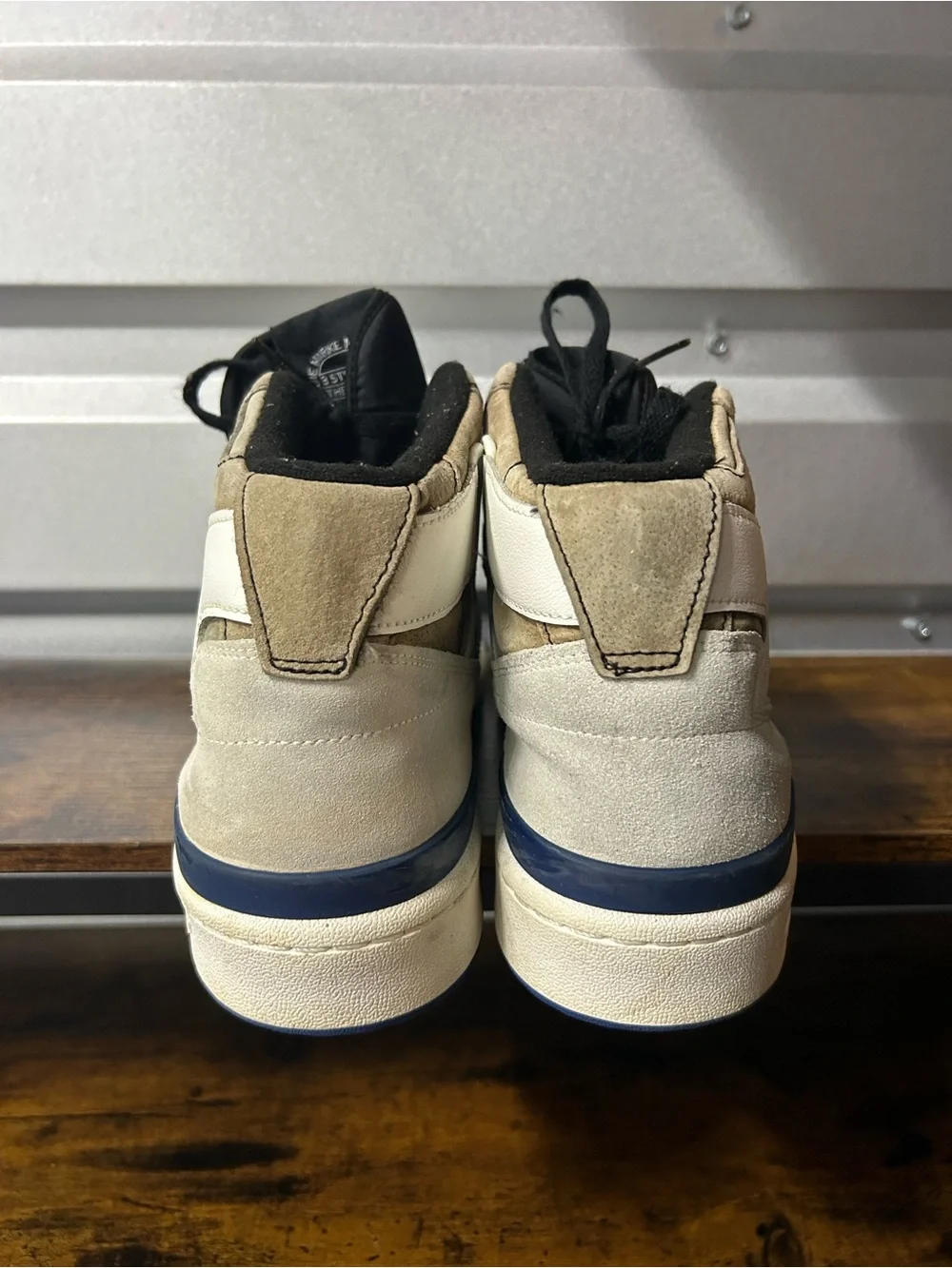 adidas forum mid